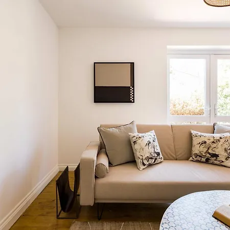 The Fulham Bolthole - Beckoning 2bdr Flat With Garden