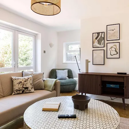 The Fulham Bolthole - Beckoning 2bdr Flat With Garden Appartement