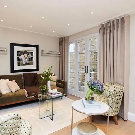 Appartamento The St. Lukes Garden Place - Spacious 4bdr House With Garden And Terrace Londra