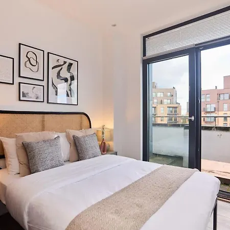 The Harlesden Classic - Lovely 2bdr Flat With Balcony * 伦敦