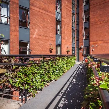 Apartment Lse Rosebery Hall London