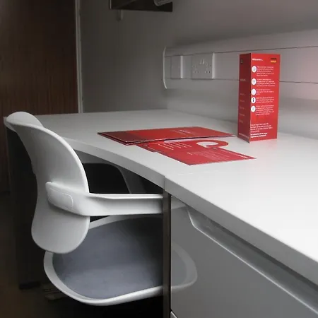 Apartment Lse Rosebery Hall London