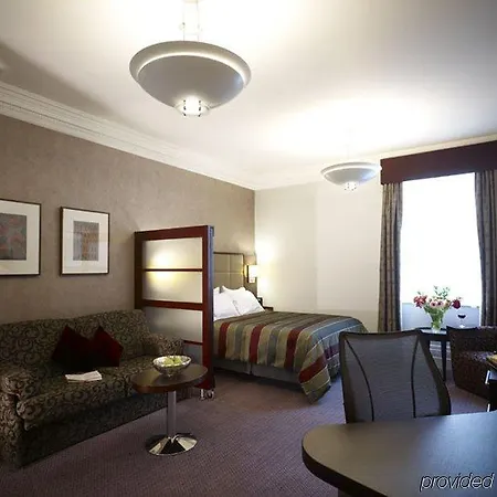 The Grand At Trafalgar Square Hotel