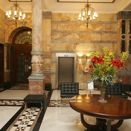 The Grand At Trafalgar Square Hotel
