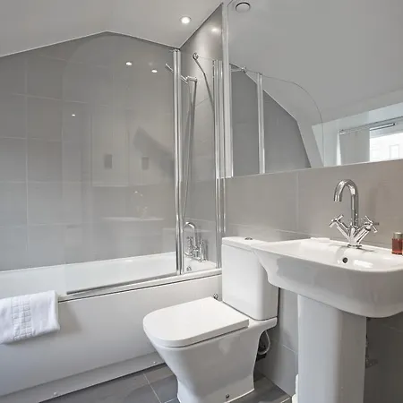 Apple Limehouse 4*