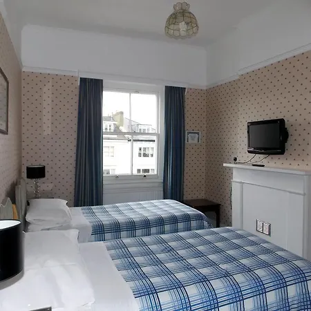 Guest house Dillons London