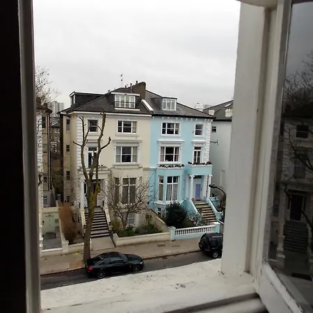 Guest house Dillons London