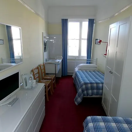Guest house Dillons