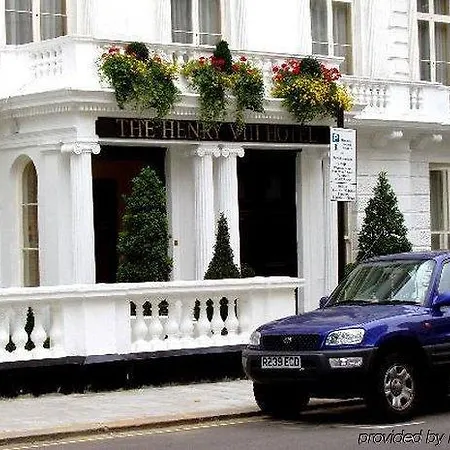 Hotel Henry Viii 4*