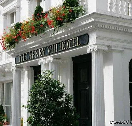 Henry Viii Hotel 4*