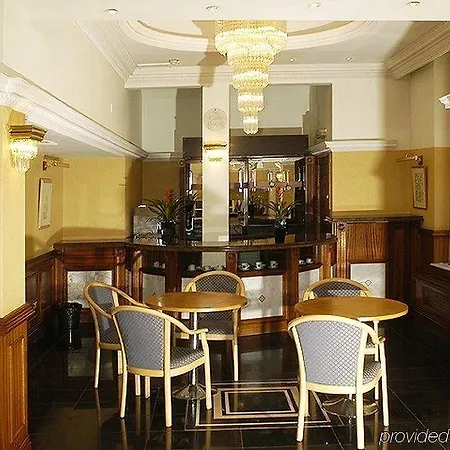 Royal Eagle 3* Londres