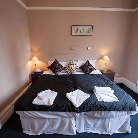 Knightsbridge 4*