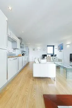 Smart Hotel London