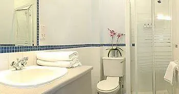 The Melita 4*