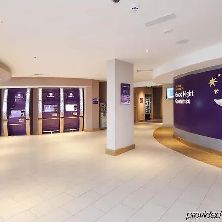 Hotel Premier London Heathrow Terminal 5