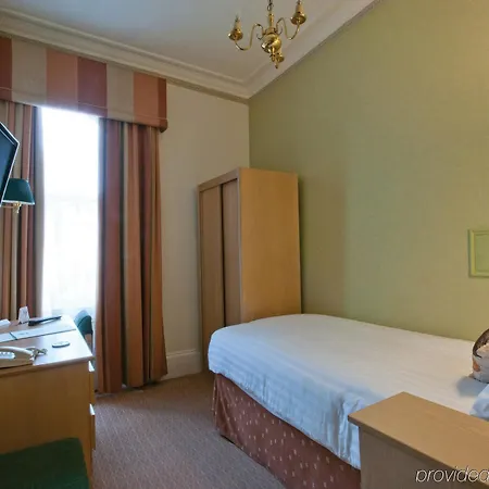 Hotel Phoenix 4*