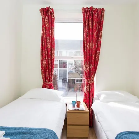 406 Harrow Guest house London