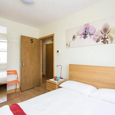 Guest house 406 Harrow