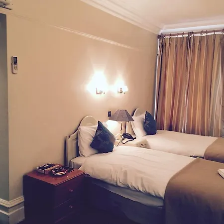 Hotel Knightsbridge 4*