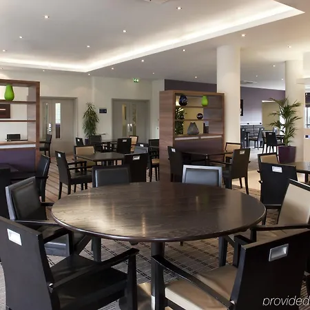 Holiday Express Greenwich By Ihg