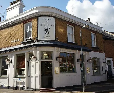 Teddington Bed & Breakfast *