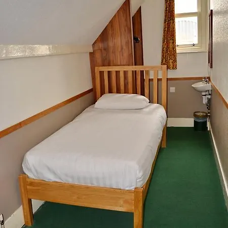 Apartmanhotel Visitors 2*