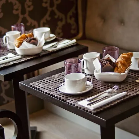 The Hide London 4* Hendon