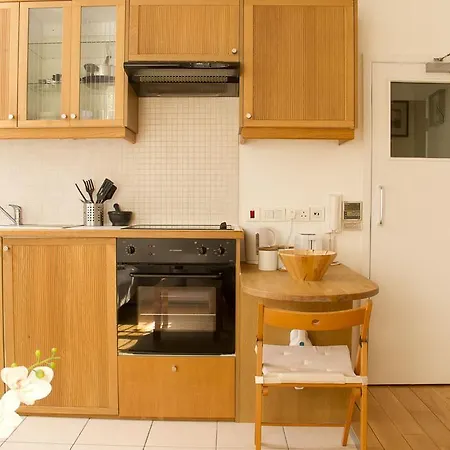 Apartment Irwin At Notting Hill