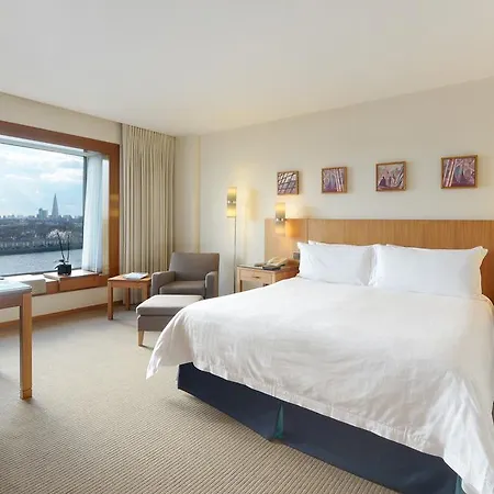 Canary Riverside Plaza Londra