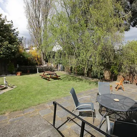 Manor House London 2*