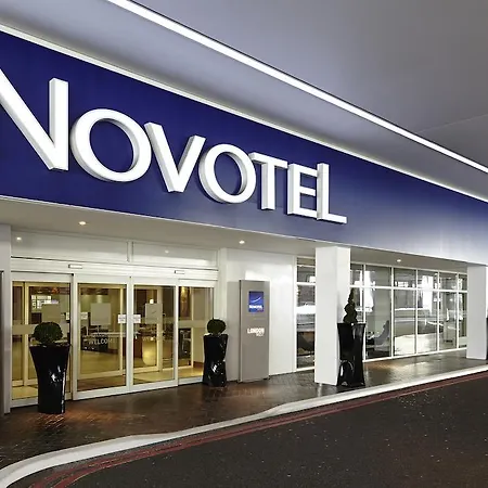 Hotel Novotel West 4*