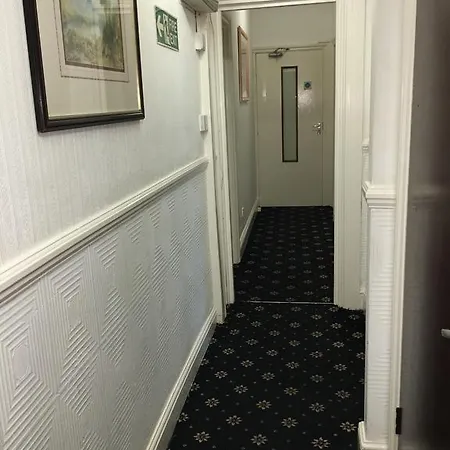 Szálloda Clapham South Dudley 2*