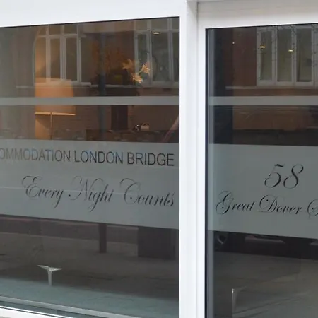 Hotel Bridge 3*