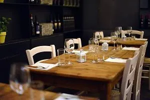 酒店 特拉法加广场豪华酒店 4*