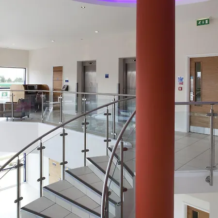Hotel Holiday Express - Newbury Park, An Ihg