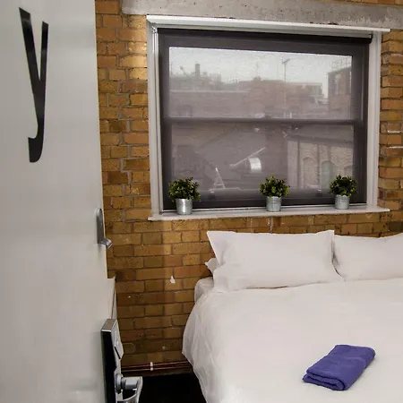 The Dictionary Hostel, Shoreditch, * Londra