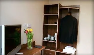 Avni Kensington 3*