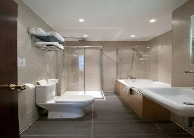 Royal Eagle 3*