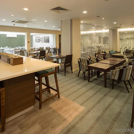 Express Earls Court By Ihg Otel 3*