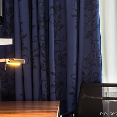 Express Earls Court By Ihg Otel
