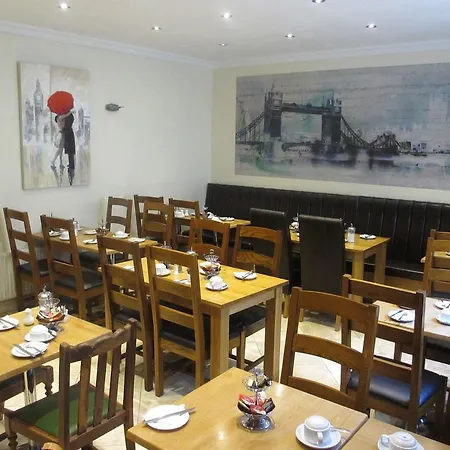 Belvedere Hotel 2*