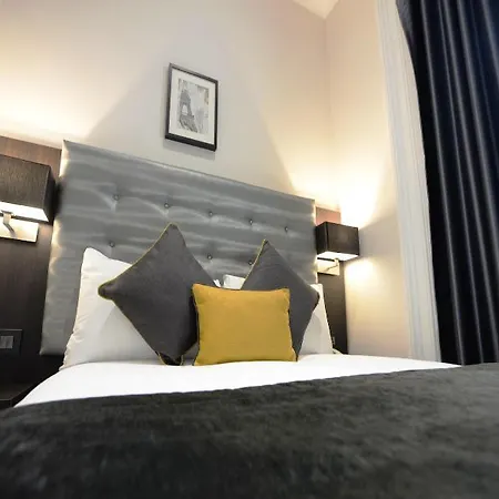 Hotel The 29