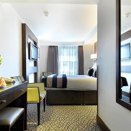 Park Grand Kensington 4*