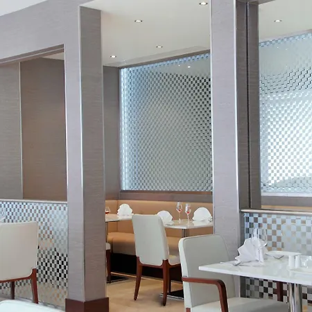 Park Grand Kensington Hotel