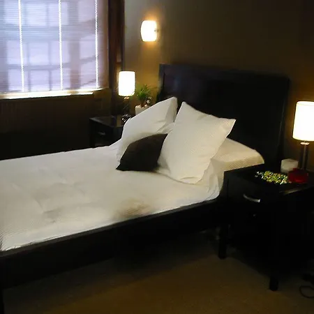 The Crescent Hyde Park Hotel 4*