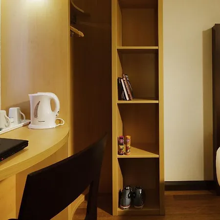 Ibis London Hotel