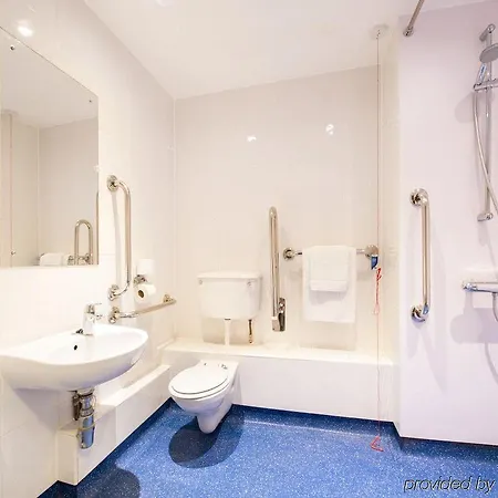 Travelodge Wembley 3* London