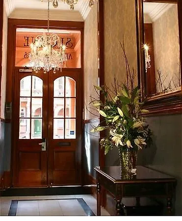 The Sloane Club Отель Лондон