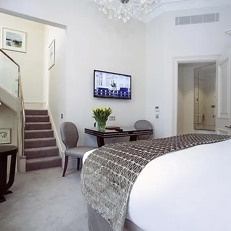 The Sloane Club Отель 4*