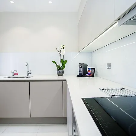 The Sloane Club 4*